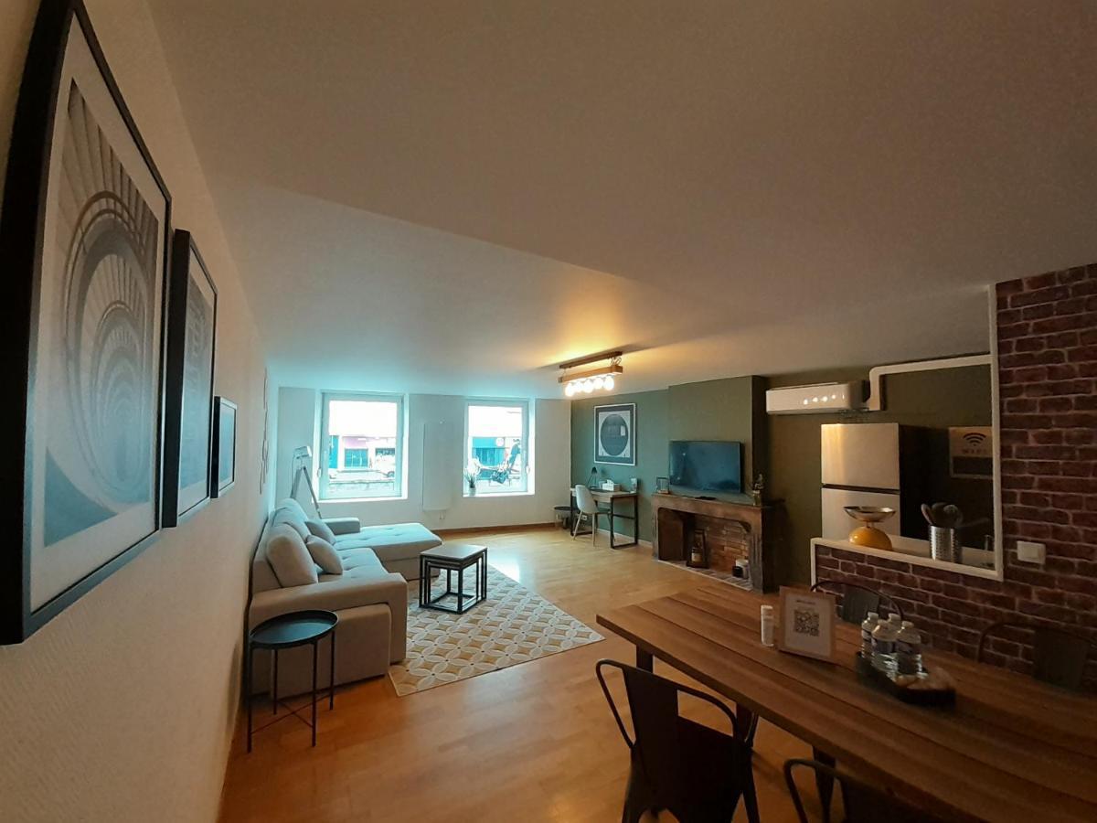 Le Pinaud Apartamento Épinal Exterior foto